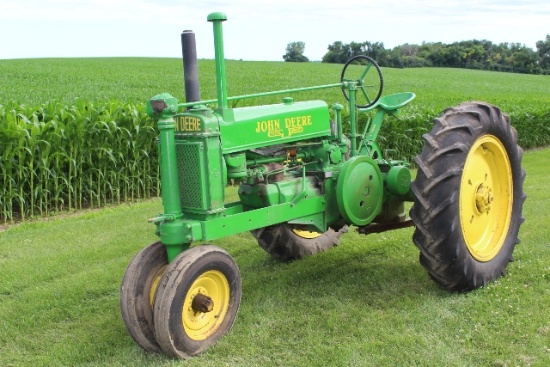 1938 JD A UNSTYLED, NF, CAST REAR HUBS,