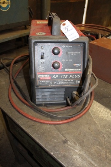 LINCOLN SP-175 PLUS WIRE FEED WELDER