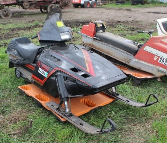 YAMAHA PHAZER SNOWMOBILE, 1,742 MILES SHOWING,