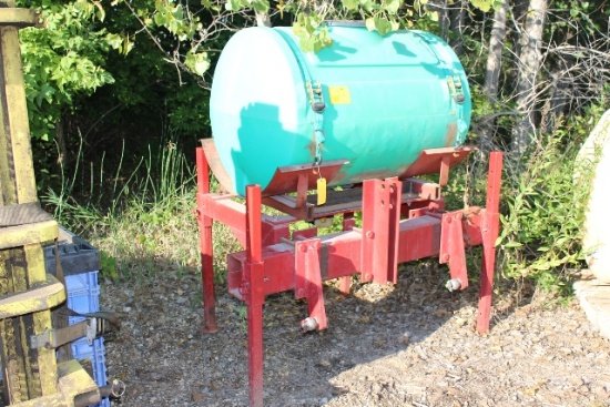 110 GALLON POLY TANK ON 3PT SPRAYER FRAME,