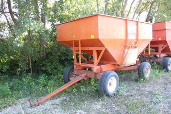 HUSKEE MODEL 225 GRAVITY BOX, WITH HUSKEE