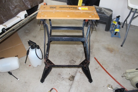 BLACK AND DECKER WORKMATE 200 PORTABLE WORK BENCH