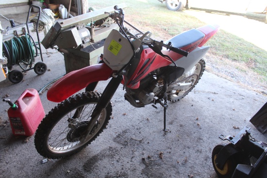 2007 HONDA 230 DIRT BIKE 230F, HAS PAPERWORK