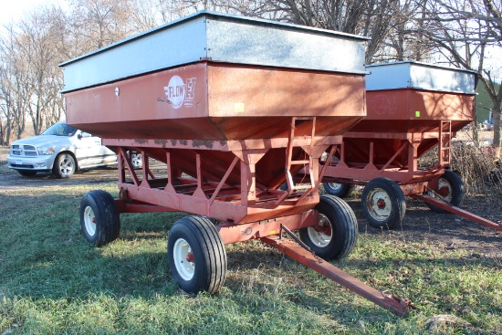 EZ FLOW GRAVITY BOX, APPROX 200 BU, ON EZ TRAIL