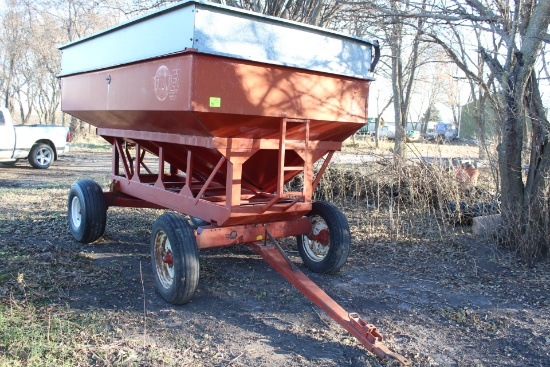 EZ FLOW GRAVITY BOX, APPROX 200 BU, ON EX TRAIL