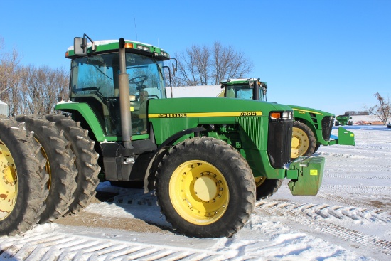 1998 JOHN DEERE 8300 MFWD TRACTOR, 16/4 PS, (20)