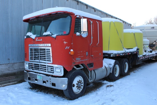 1984 IH C09670 SEMI TRACTOR, 350 CUMMINS ENGINE,