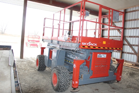 2007 SKYJACK 8831 SCISSOR LIFT, MODEL ST8831 RT,