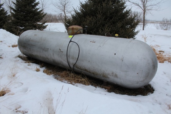 1000 GALLON PROPANE TANK