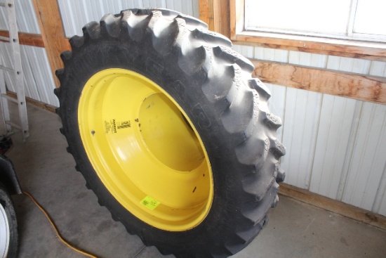 GOODYEAR 320/85R34 FRONT DUALS, USED ON JD 8200