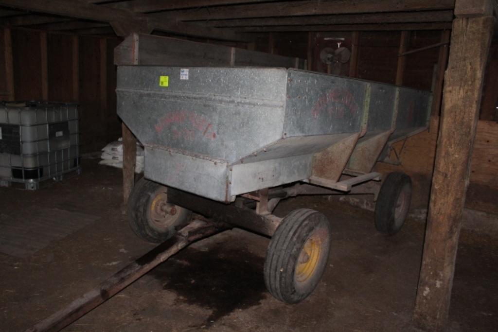 MINNESOTA NO. 130 GALVANIZED FLARE BOX,