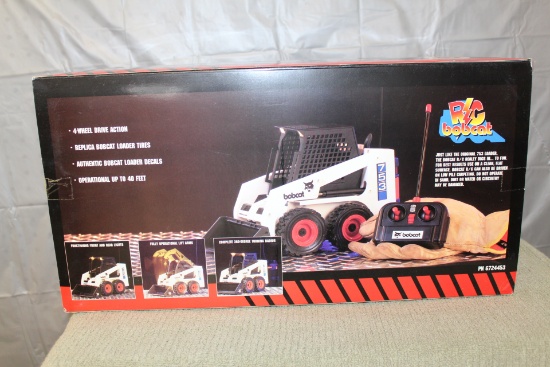 RC BOBCAT 753 RADIO CONTROLLED SKID STEER, NEW | Art, Antiques &  Collectibles Toys Other Toys | Online Auctions | Proxibid