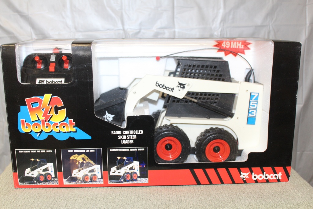 remote control bobcat skid steer toy