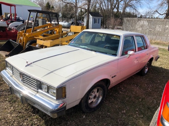 *** 1986 OLDS CUTLASS SUPREME, 4 DOOR, AUTO,