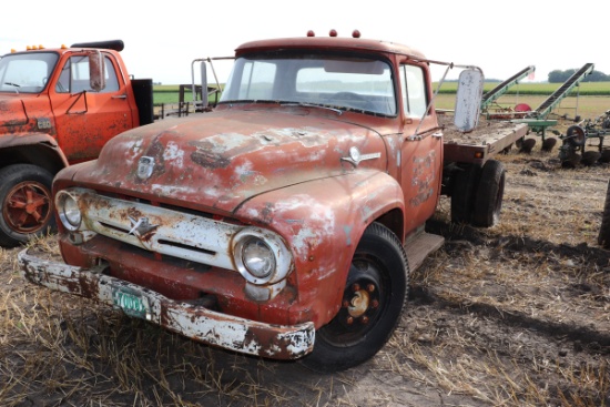 FORD F-600 TRUCK, SINGLE AXLE FLATBED,