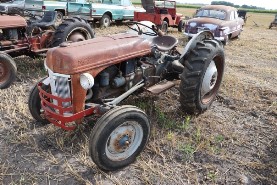 1949 FORD 8N, PTO, FENDERS, 3PT, NO TOP LINK,