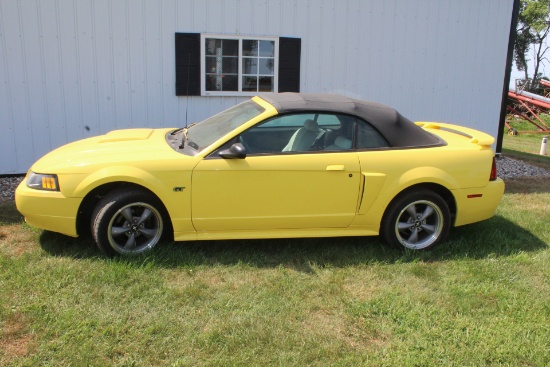 *** 2001 FORD MUSTANG GT CONVERTIBLE, V-8,