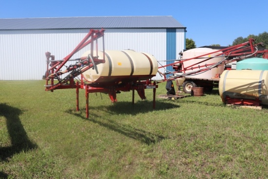 BLUMHART/WIL-RICH 500 GALLON, 3 PT SPRAYER, 60' BOOM, RINSE TANK, HYD PUMP