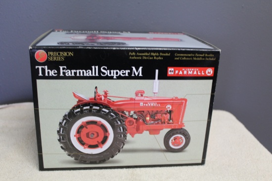 1/16 FARMALL SUPER M, NF, PRECISION # 8