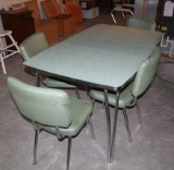 50's GREEN TABLE, WITH 4 CHAIRS, 1LEAF,
