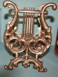 METAL MUSIC NOTE STAND, 8