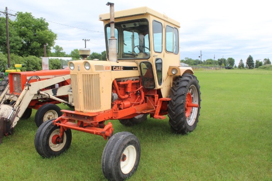 1966 CASE 930 TRACTOR, CAB, WIDE FRONT, 15.5-38