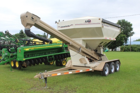 UNVERFERTH SEED RUNNER 3750, 3 AXLE, HONDA GX 340