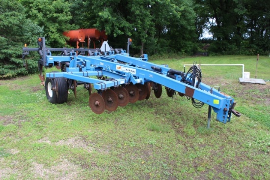 DMI ECON-TIGER 530 DISC RIPPER WITH LEVELERS,