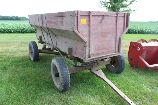 WOOD FLAIR BOX, HOIST, JD GEAR