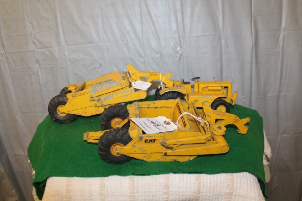 BLAD ESTATE TIMED ONLINE TOY AUCTION
