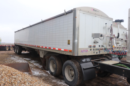 *** 2012 WILSON PACESETTER AG HOPPER TRAILER,