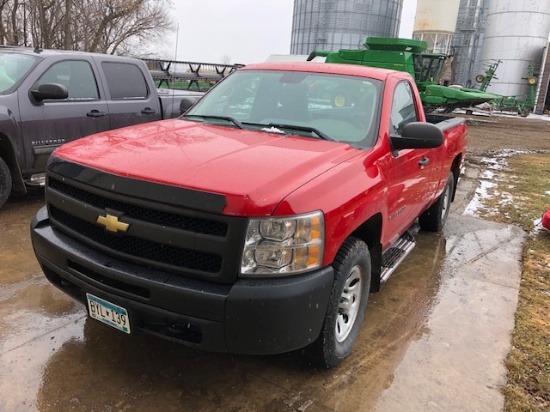 *** 2011 CHEV 5.3 L V-8 SILVERADO 4X4 REGULAR