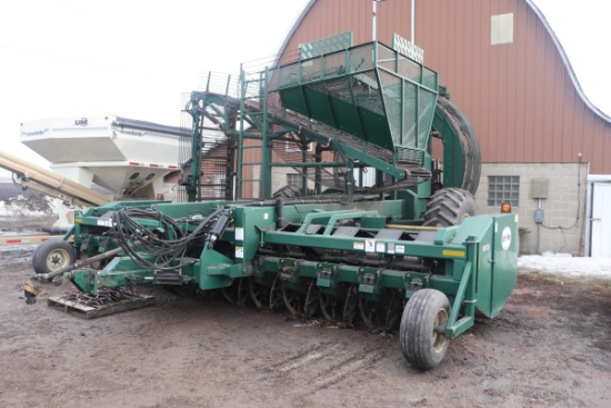 2008 ARTSWAY 6812A 12R22" BEET LIFTER,