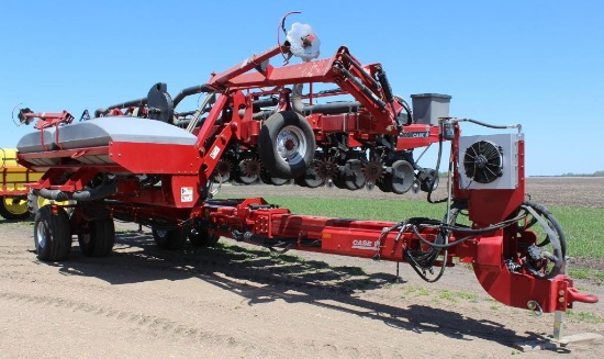 Case IH 1200 AFS Planter, 12R30", Turntable, Rowcleaners, Sidearm Markers, Insecticide Boxes