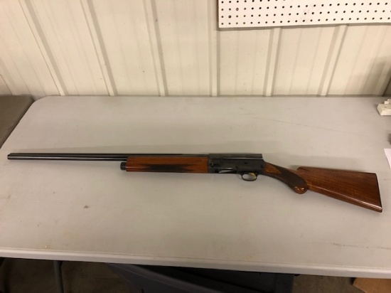 BROWNING LIGHT TWELVE, 12 GAUGE SEMI-AUTO,