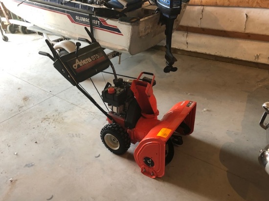 ARIENS ST524 WALK BEHIND SNOW BLOWER, 24" CUT,