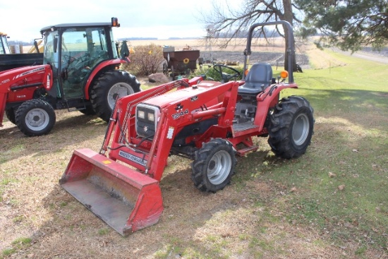 1995 MASSEY FERGUSON 1230 MFWD TRACTOR, OPEN