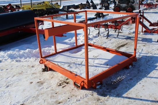 5' X 5' FORK SLOTTED WORK PLATFORM, TAX NO