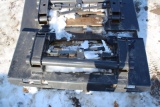 GEHL SKID LOADER ADAPTOR TO QUICK TACH,