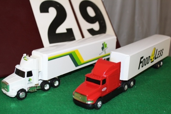 1/64 WHITE GMC SEMI WITH TRAILER,