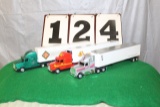 (3) 1/64 SEMIS, (2) FREIGHTLINER, GREEN FIELD