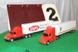 1/64 FREIGHTLINER SEMI AND TRAILER, ENGLAND,