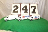 (3) 1/64 BEVERAGE TRUCKS, PEPSI, DIET PEPSI, NIB