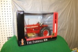 1/16 FARMALL 806 PRECISION KEY SERIES 4, BOX