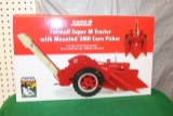 1/16 FARMALL SUPER M WITH MOUNTED CORN