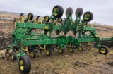 JOHN DEERE 845 12R30