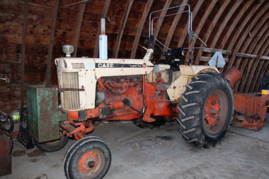 1966 CASE 930 TRACTOR, DIESEL, OPEN STATION,