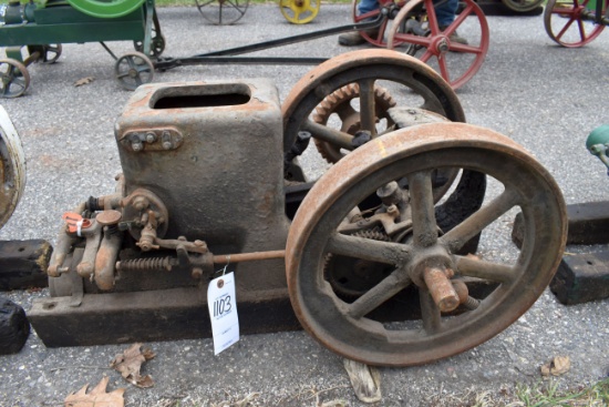 Fuller Johnson 1.5Hp Gas Engine, ign Needs Battery, Original Condition, Gas Tank, SN:82534