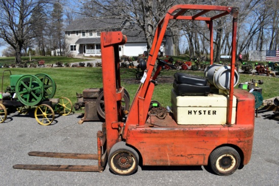 Hyster Forklift, LP Gas, 2 Stage Mass, Hard Tire, 5738 Hours Showing, SN:C2D1740TU, Model S750C,