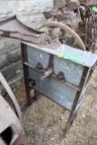 John Deere Corn Sheller